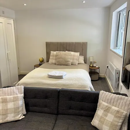 4 Bed En-suites Close To Centre &uni Parking Апартаменти