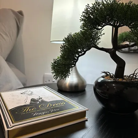 4 Bed En-suites Close To Centre &uni Parking Апартаменти *