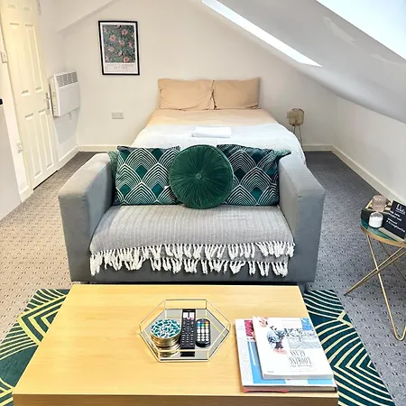 4 Bed En-suites Close To Centre &uni Parking