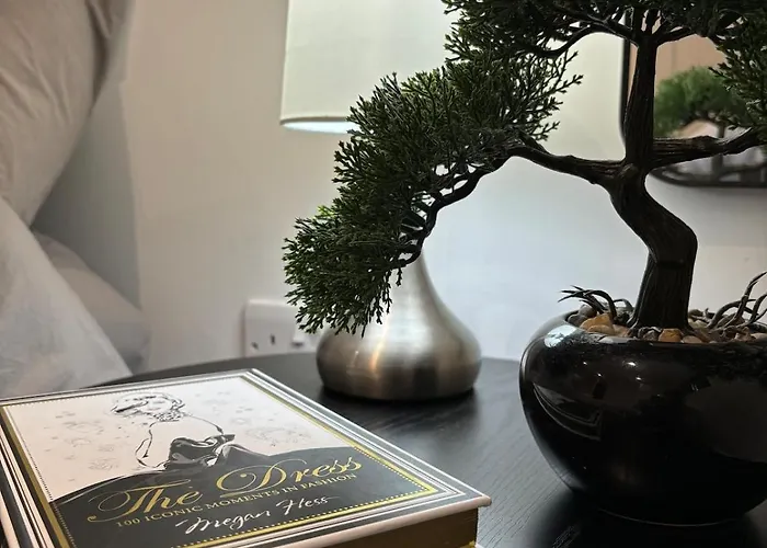 4 Bed En-suites Close To Centre &uni Parking Апартаменты *