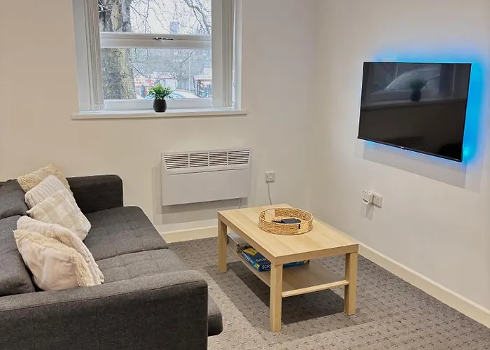 Апартаменти 4 Bed En-suites Close To Centre &uni Parking