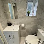 Apartment 4 Bed En-suites Close To Centre &uni Parking