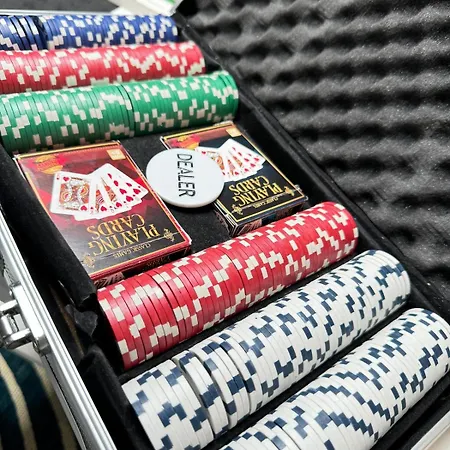 4 Bed En-suites Close To Centre &uni Parking 利兹